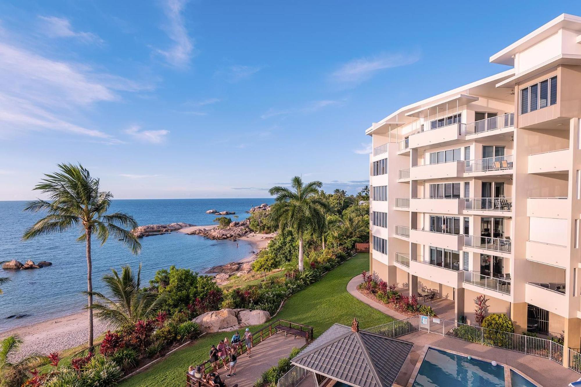 Three-Bedroom Ocean View Apartment,526652982:JPEG